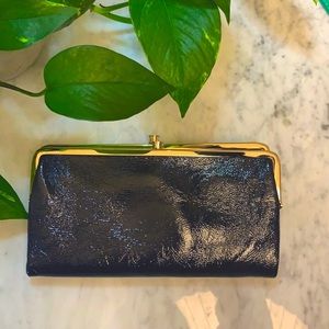 New HOBO Lauren Clutch Wallet Navy Blue Patent Glazed Leather Gold Hardware